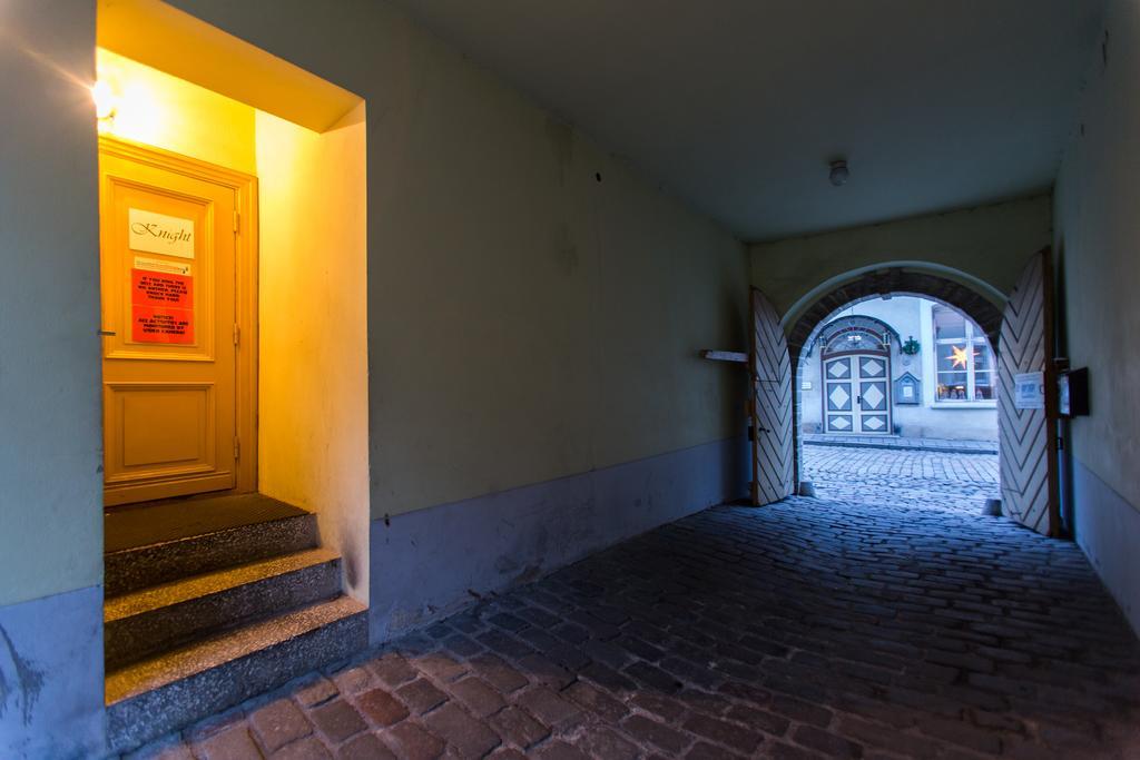 The Knight House Hostel Tallinn Ngoại thất bức ảnh